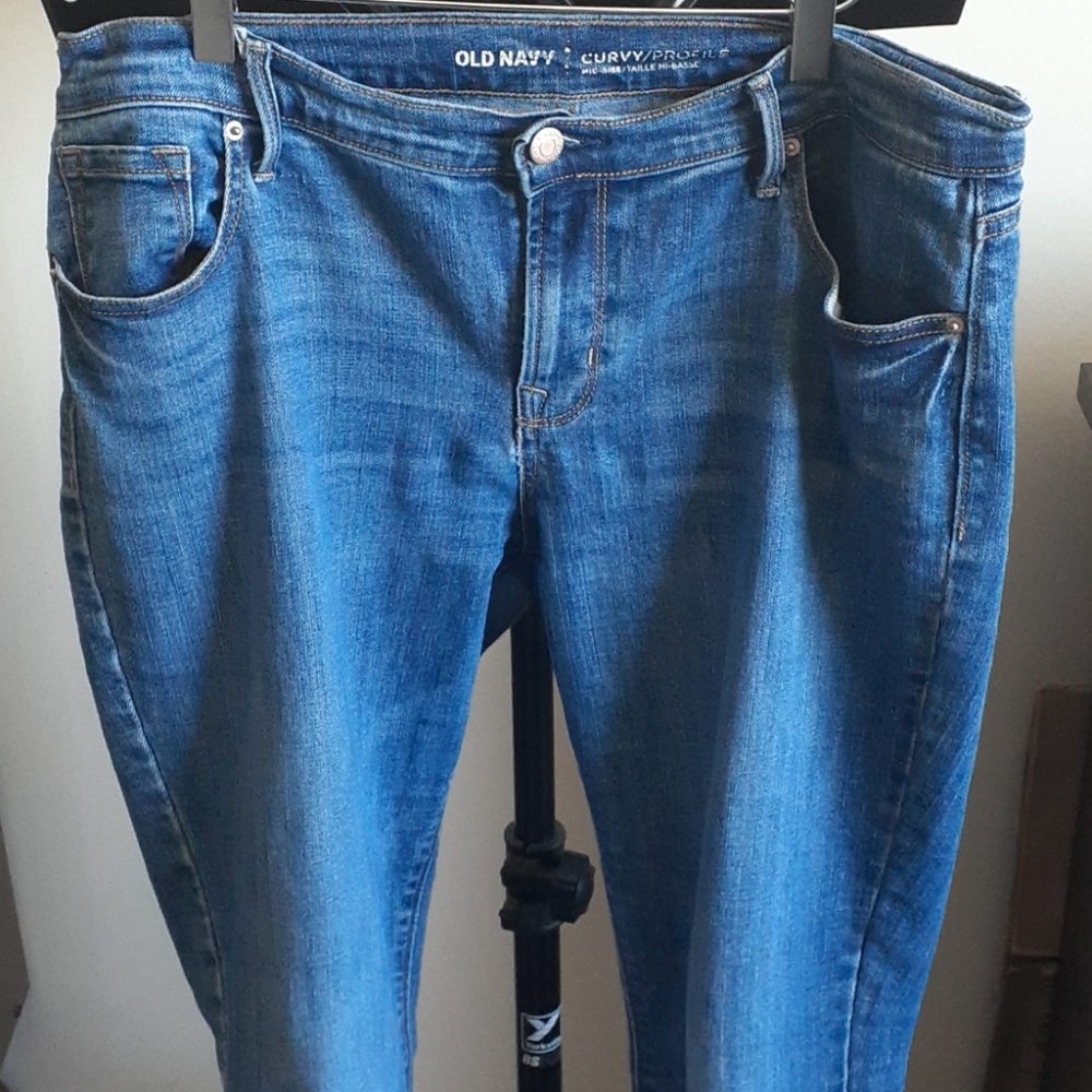 Old Navy Light Wash Curvy Midrise Jeans - Women's Size 10 Short